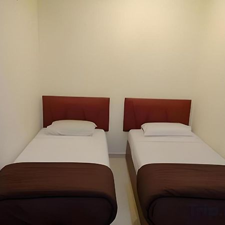 Sea Front Hotel Port Dickson Extérieur photo