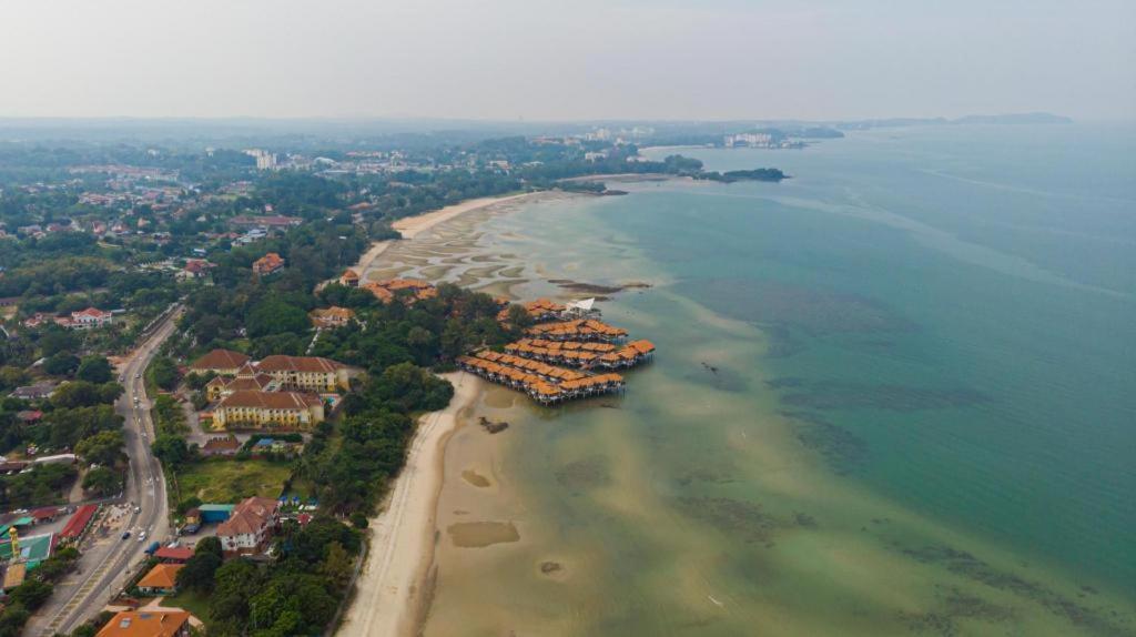 Sea Front Hotel Port Dickson Extérieur photo