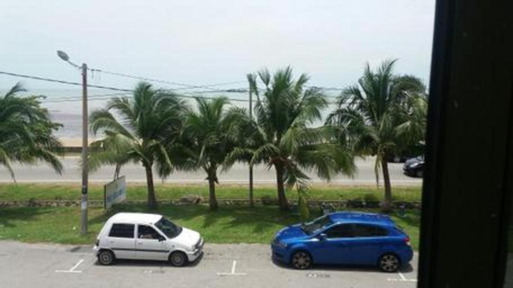 Sea Front Hotel Port Dickson Extérieur photo