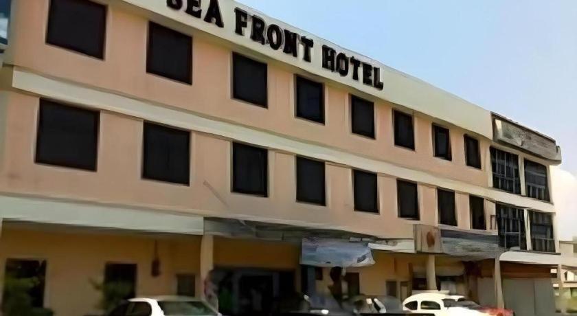 Sea Front Hotel Port Dickson Extérieur photo